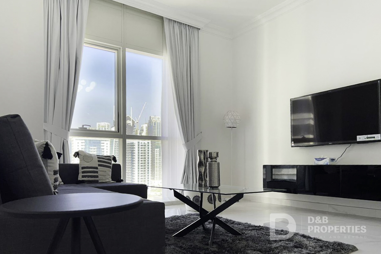 Fully Furnished | Modern Unit | Park view