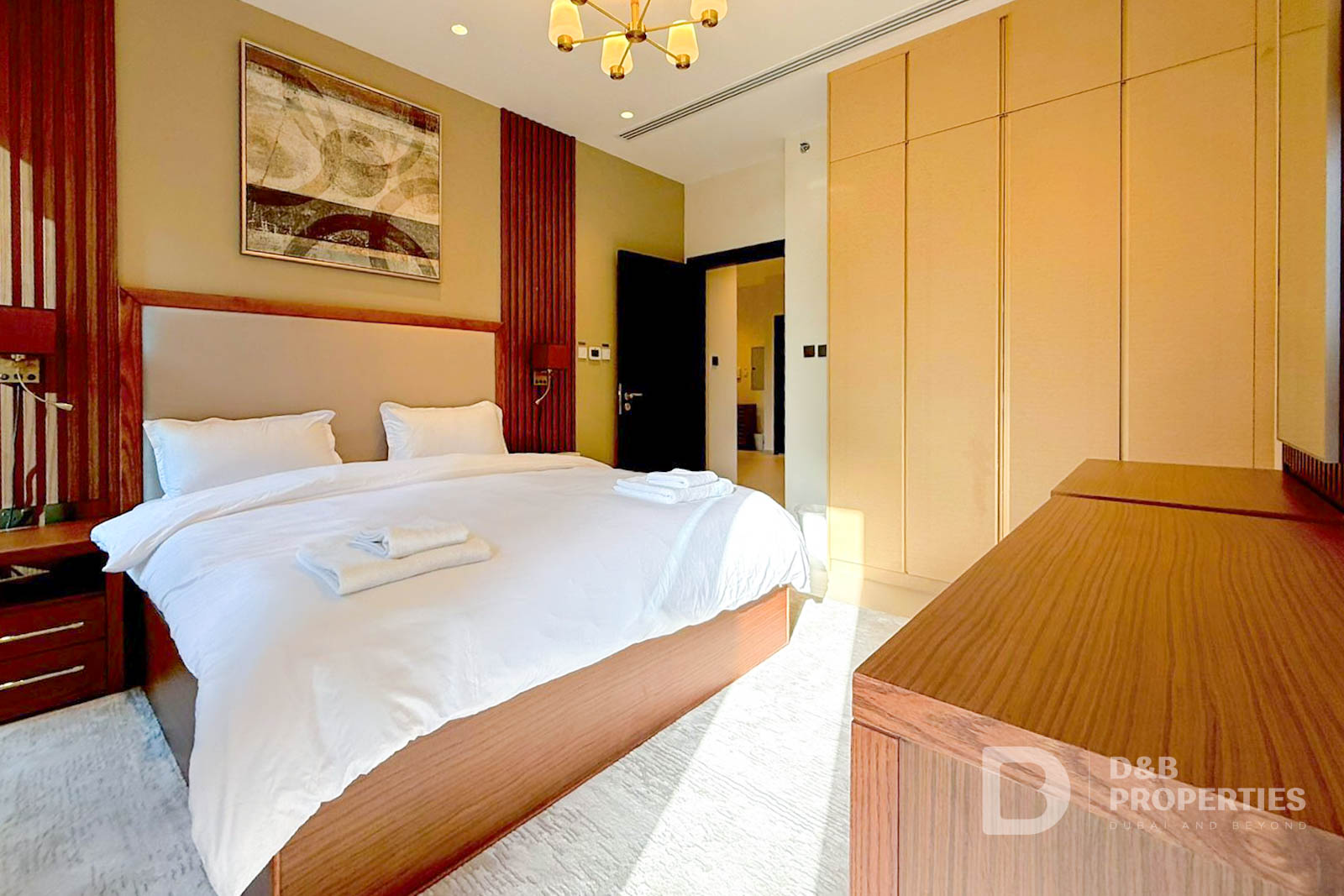Spacious 2 Bedroom | Furnished | Up to 12 Cheques
