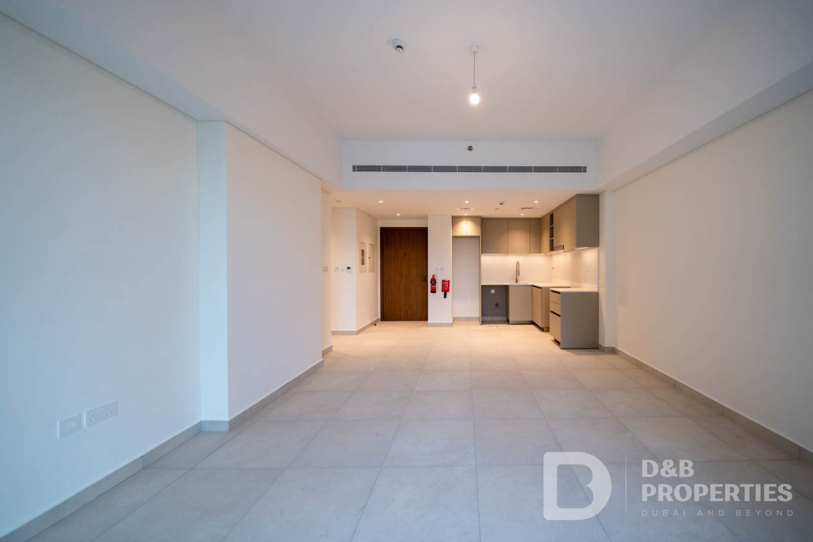 BRAND NEW | MODERN LIVING | SKYLINE VIEW