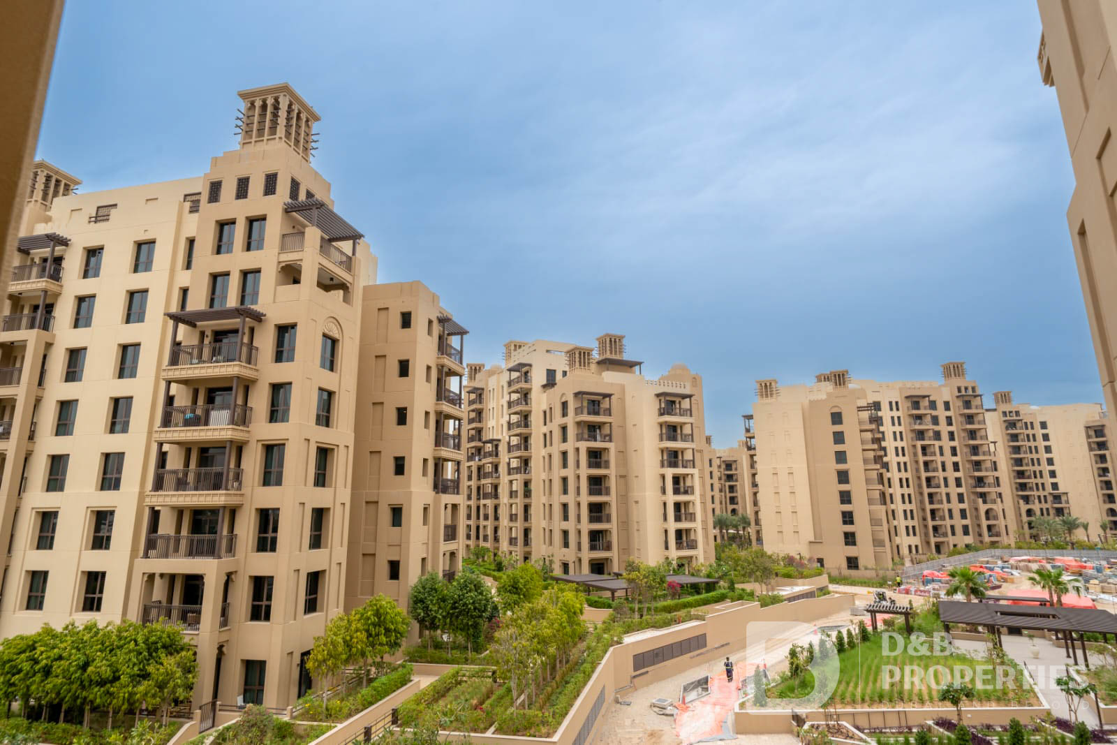 BRAND NEW | MODERN LIVING | SKYLINE VIEW