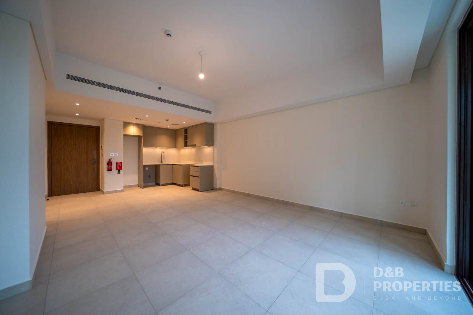 BRAND NEW | MODERN LIVING | SKYLINE VIEW