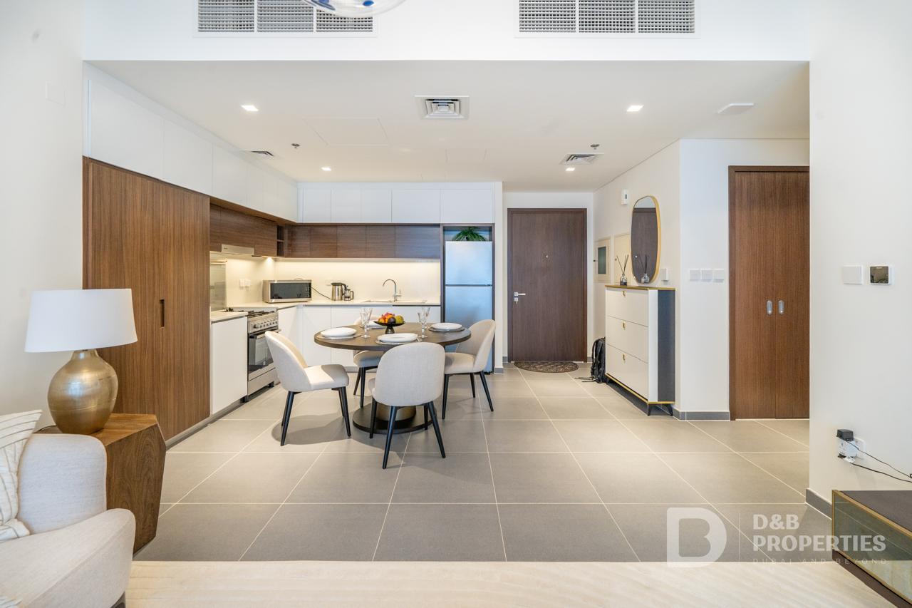 12 Cheques | Chiller Free | Boulevard View