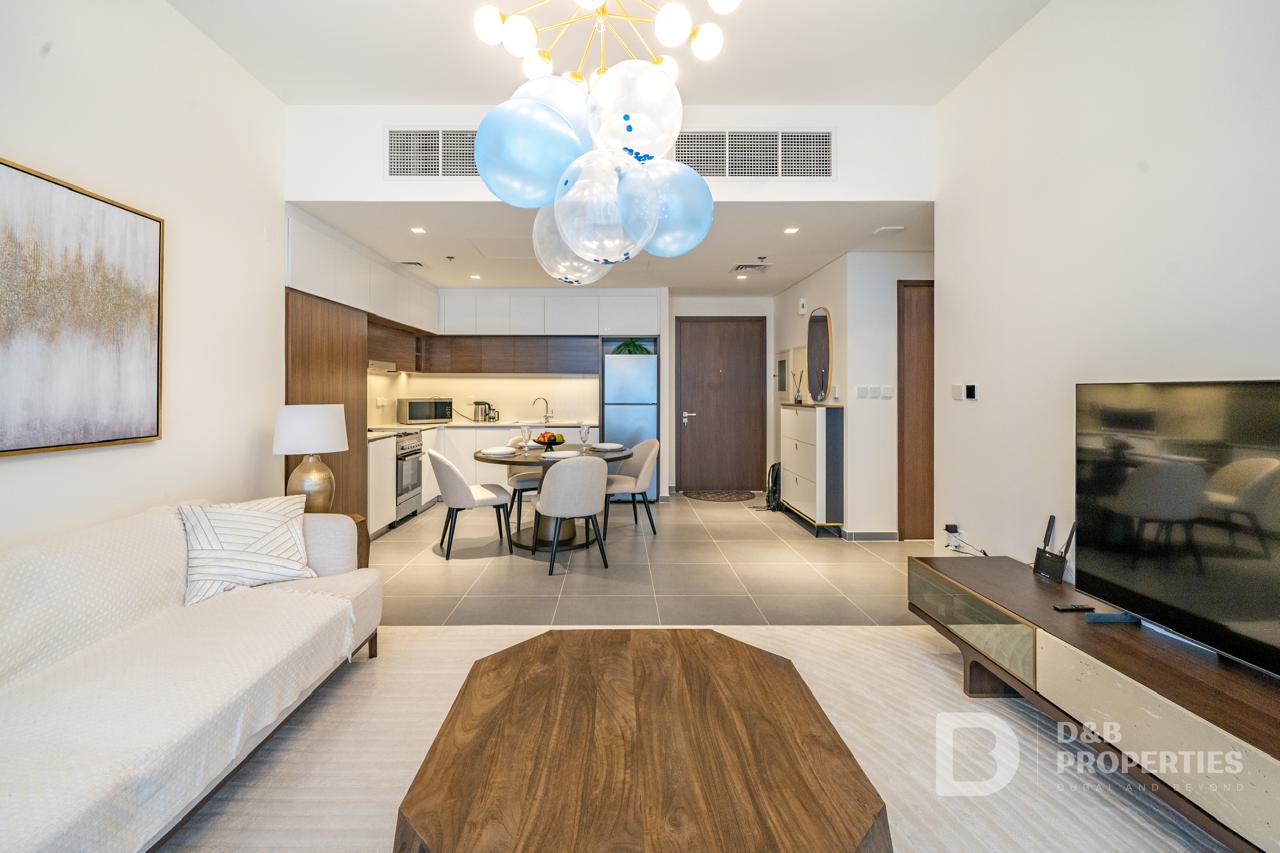 12 Cheques | Chiller Free | Boulevard View