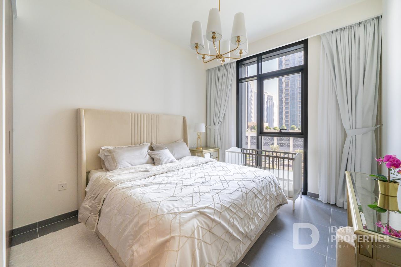 12 Cheques | Chiller Free | Boulevard View