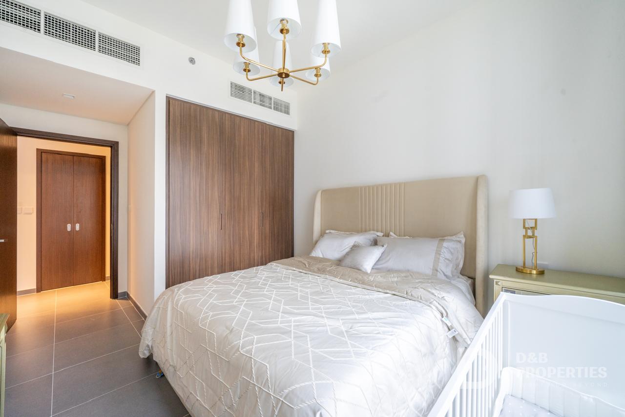 12 Cheques | Chiller Free | Boulevard View