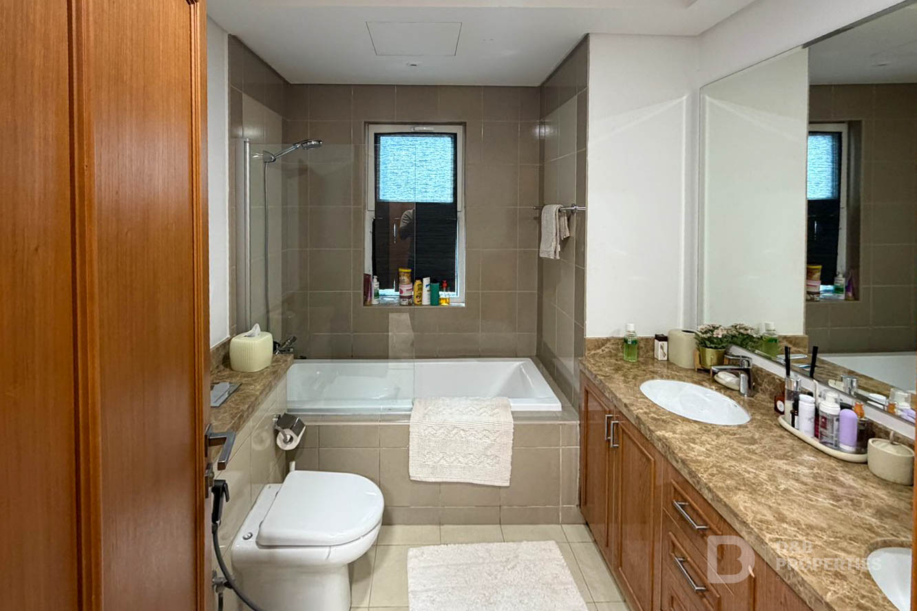 Well Maintained | Corner | Single Row