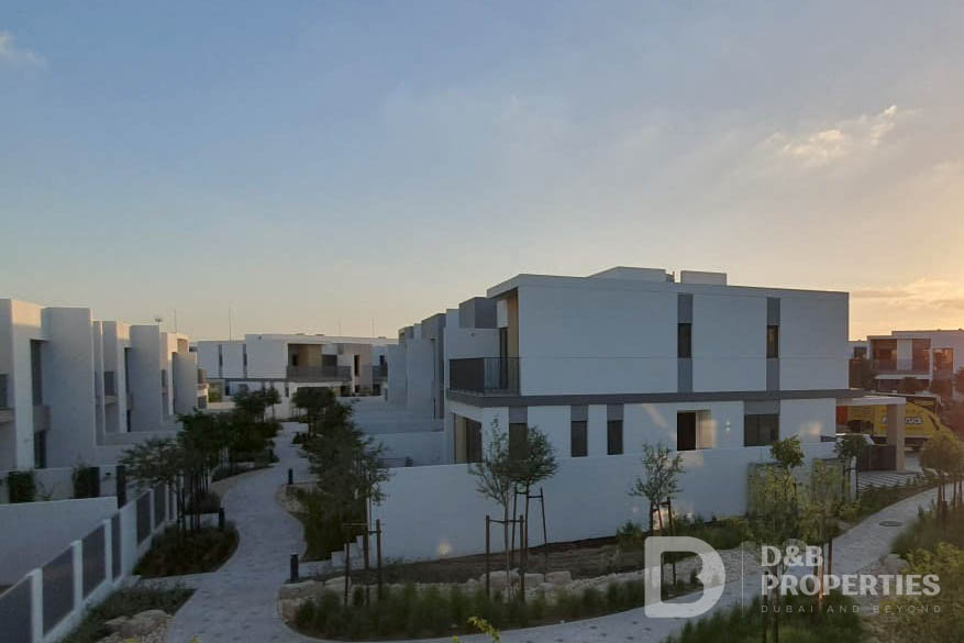 Landscaped | 4 BR Plus maid | Single Row