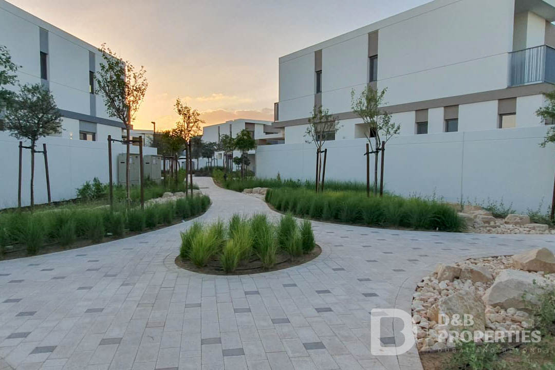 Landscaped | 4 BR Plus maid | Single Row