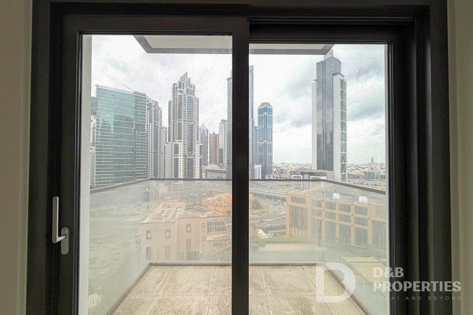 PREMIUM LOCATION | NEAR BURJ KHALIFA | UNFURNISHED