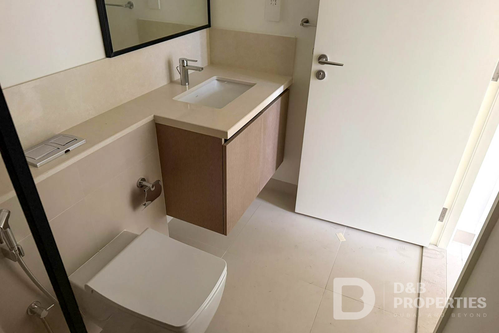 PREMIUM LOCATION | NEAR BURJ KHALIFA | UNFURNISHED