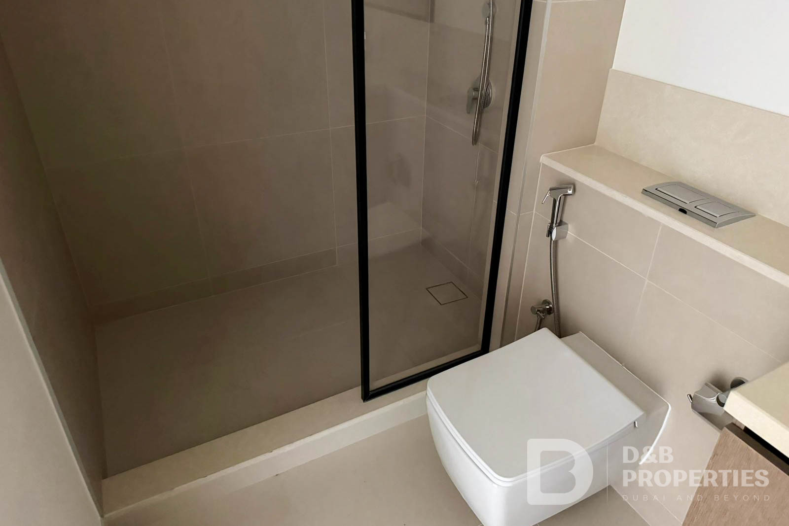 PREMIUM LOCATION | NEAR BURJ KHALIFA | UNFURNISHED