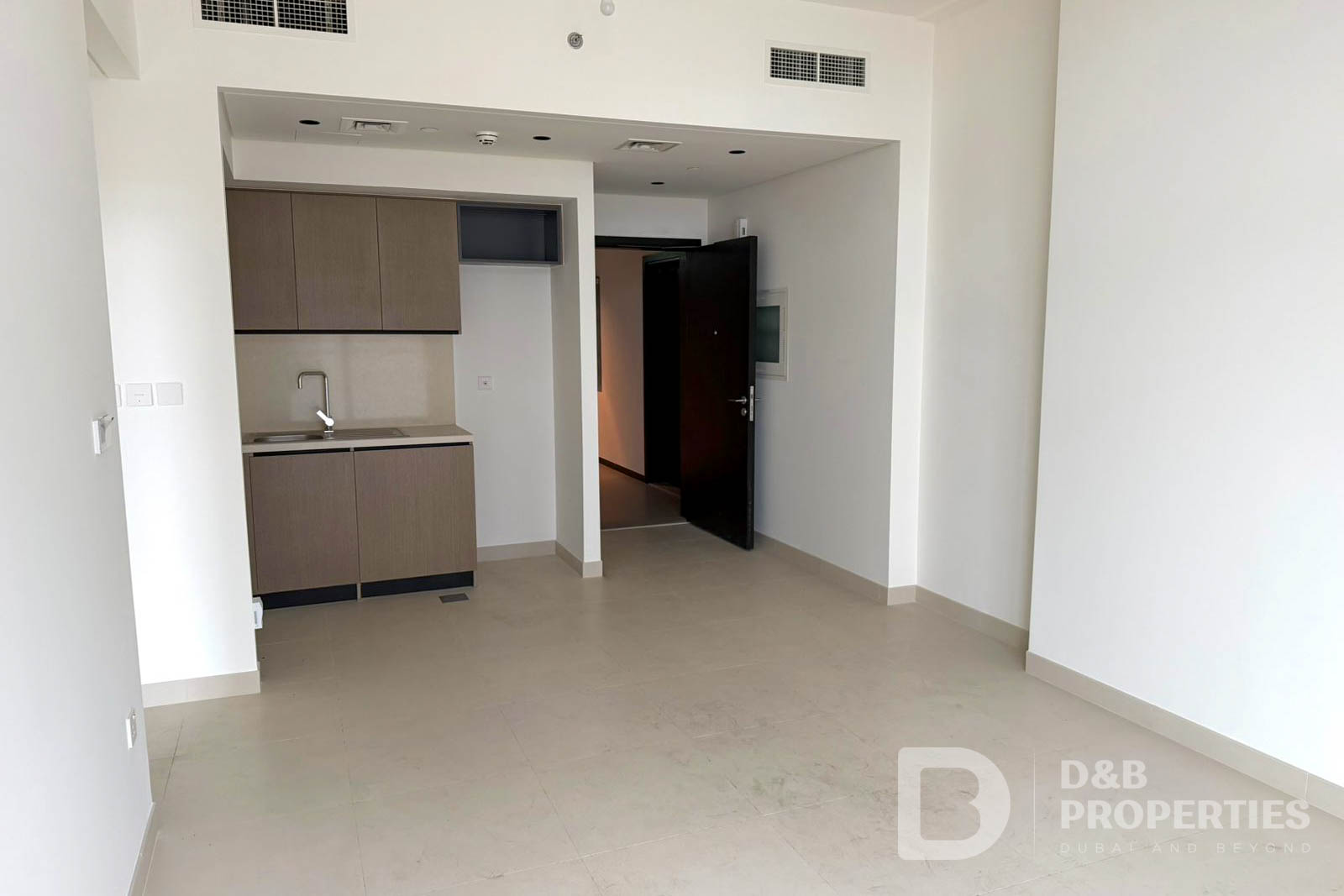 PREMIUM LOCATION | NEAR BURJ KHALIFA | UNFURNISHED