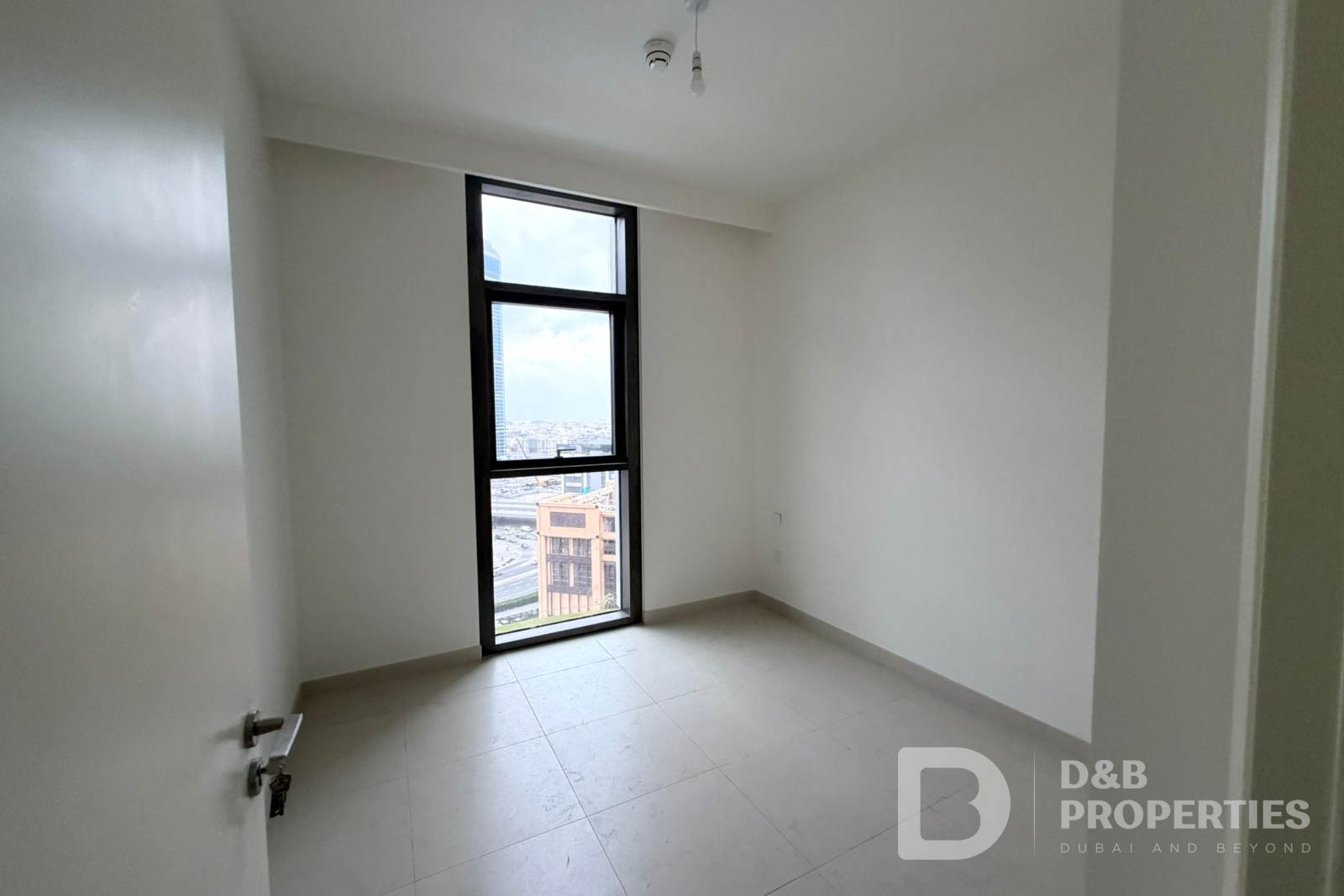 PREMIUM LOCATION | NEAR BURJ KHALIFA | UNFURNISHED