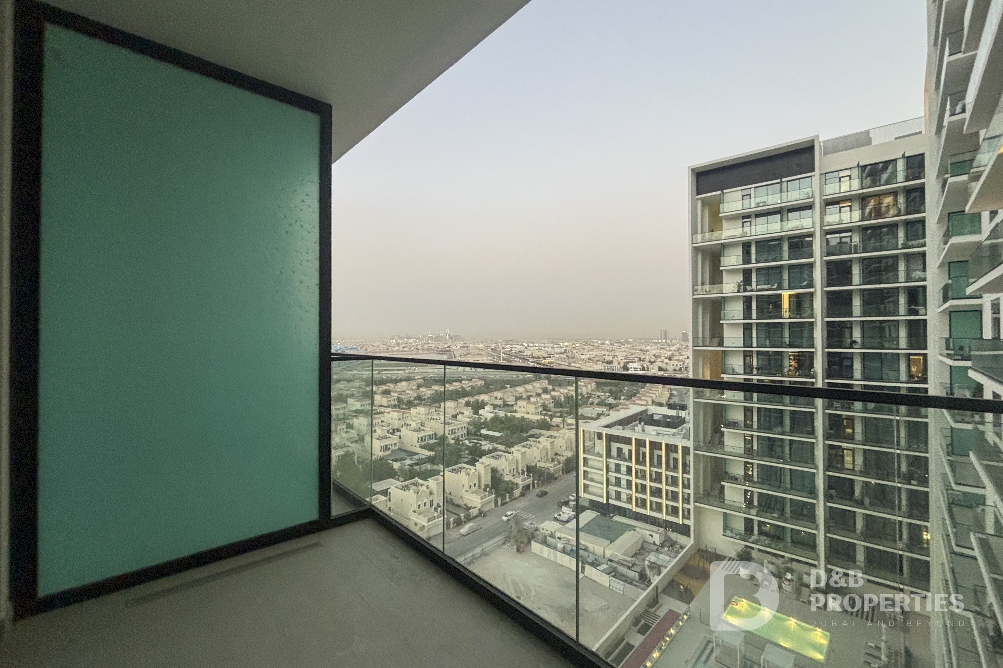 Pool and Villa Views | Flexible Cheques | Vacant