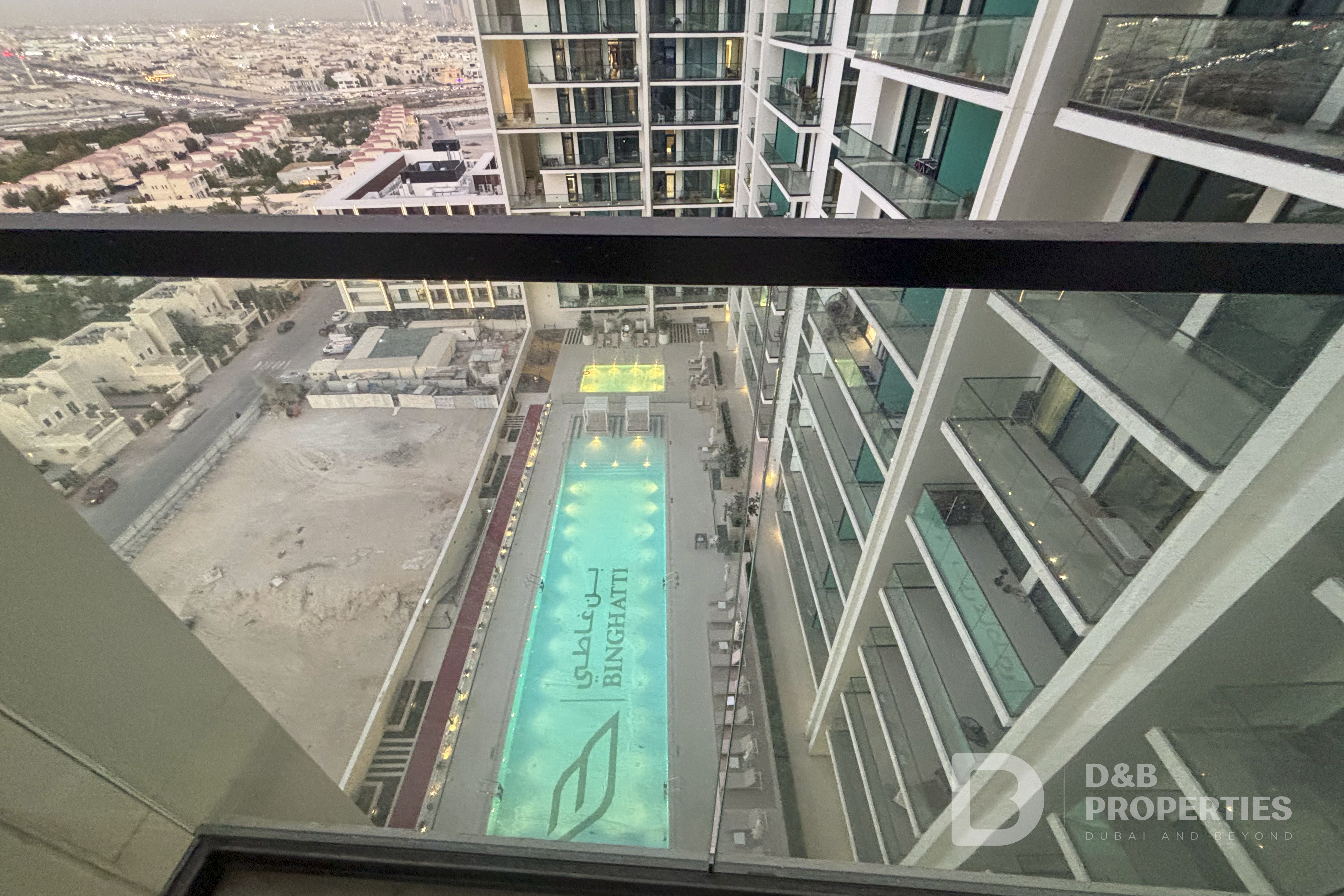 Pool and Villa Views | Flexible Cheques | Vacant