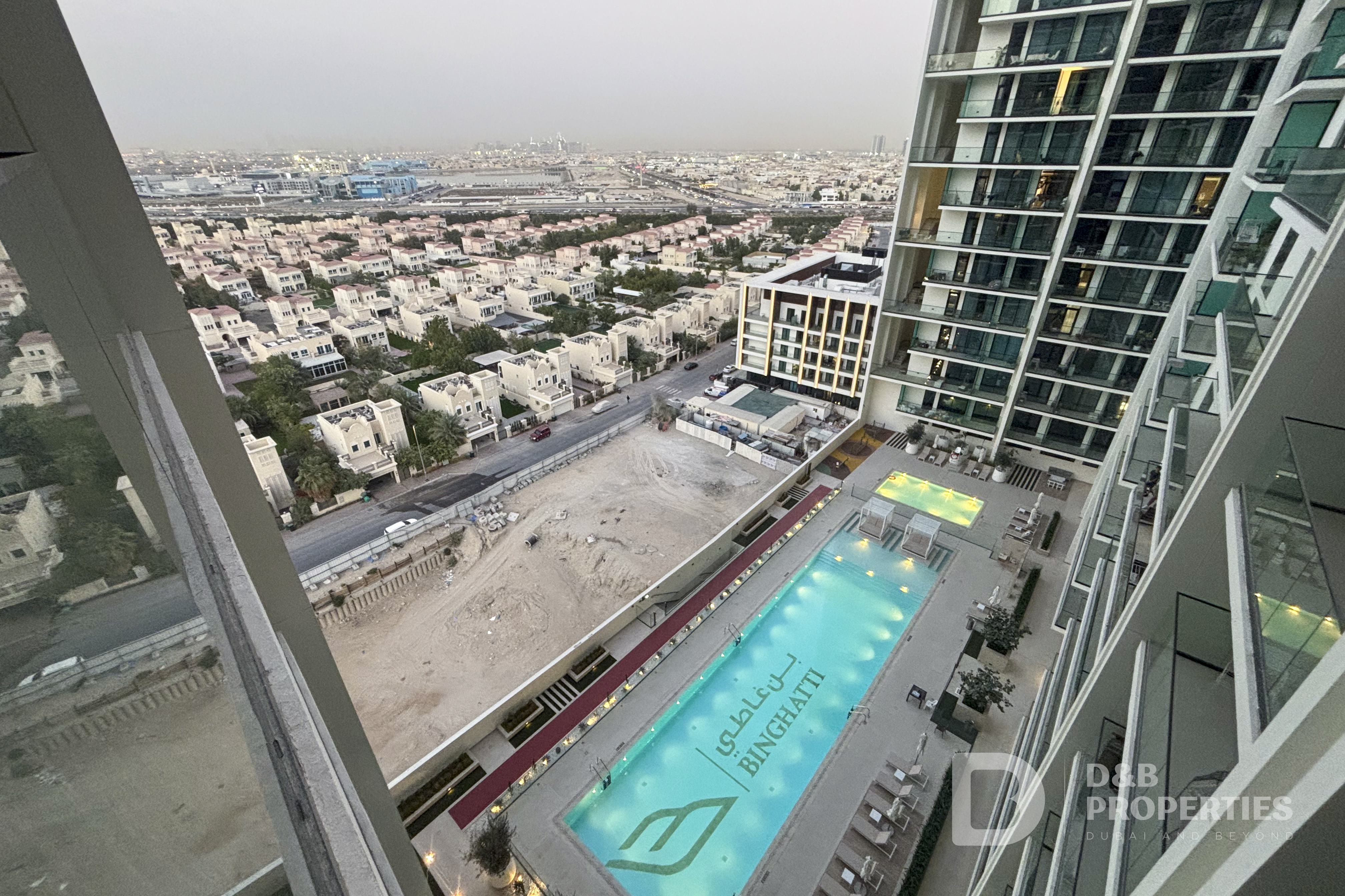Pool and Villa Views | Flexible Cheques | Vacant