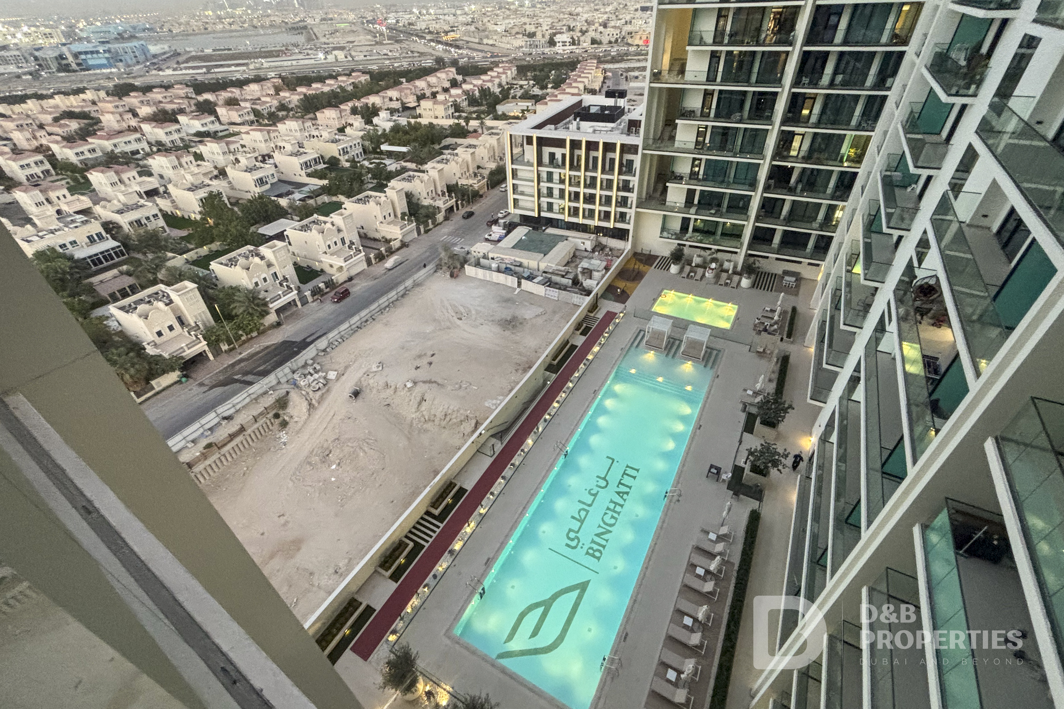 Pool and Villa Views | Flexible Cheques | Vacant
