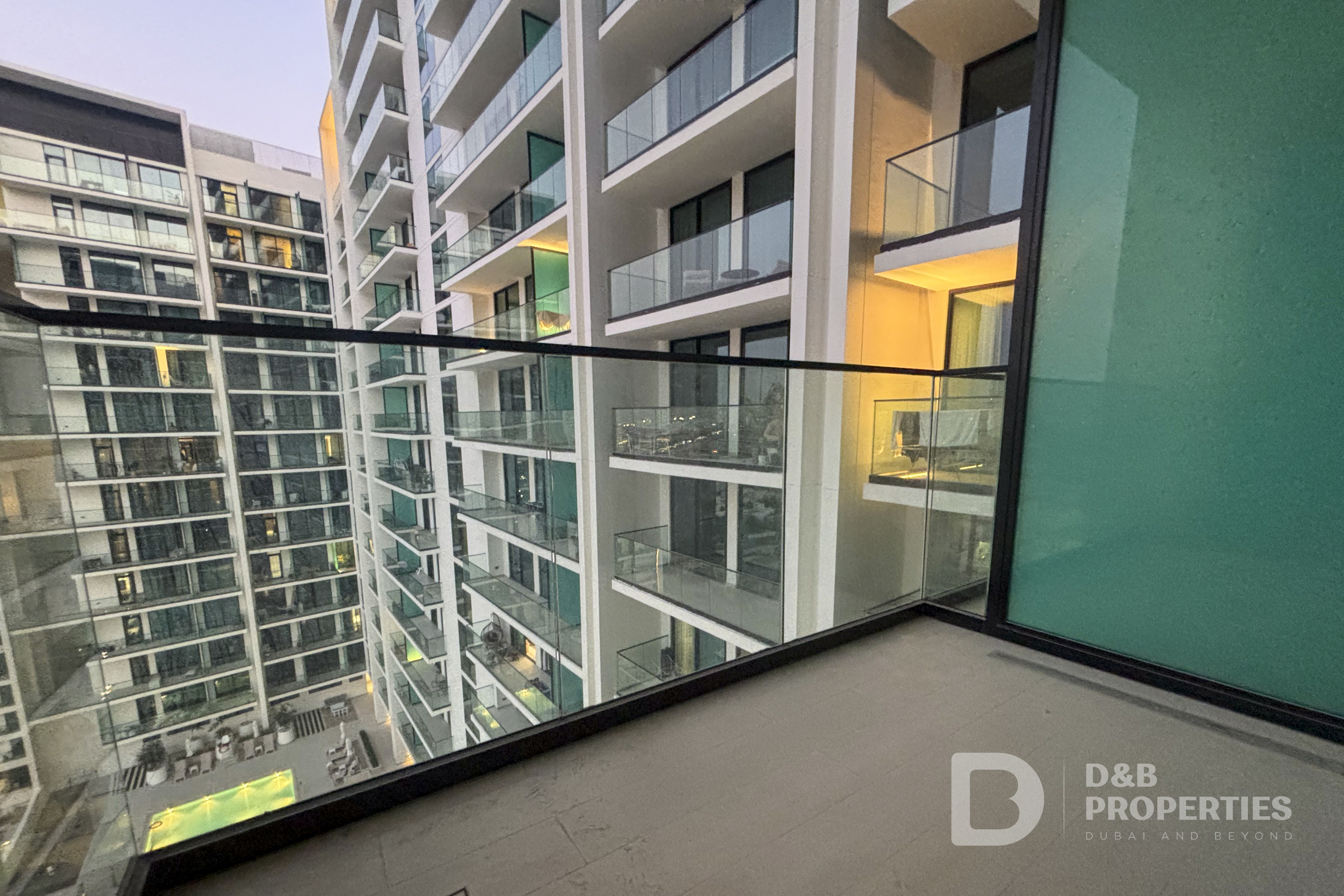 Pool and Villa Views | Flexible Cheques | Vacant