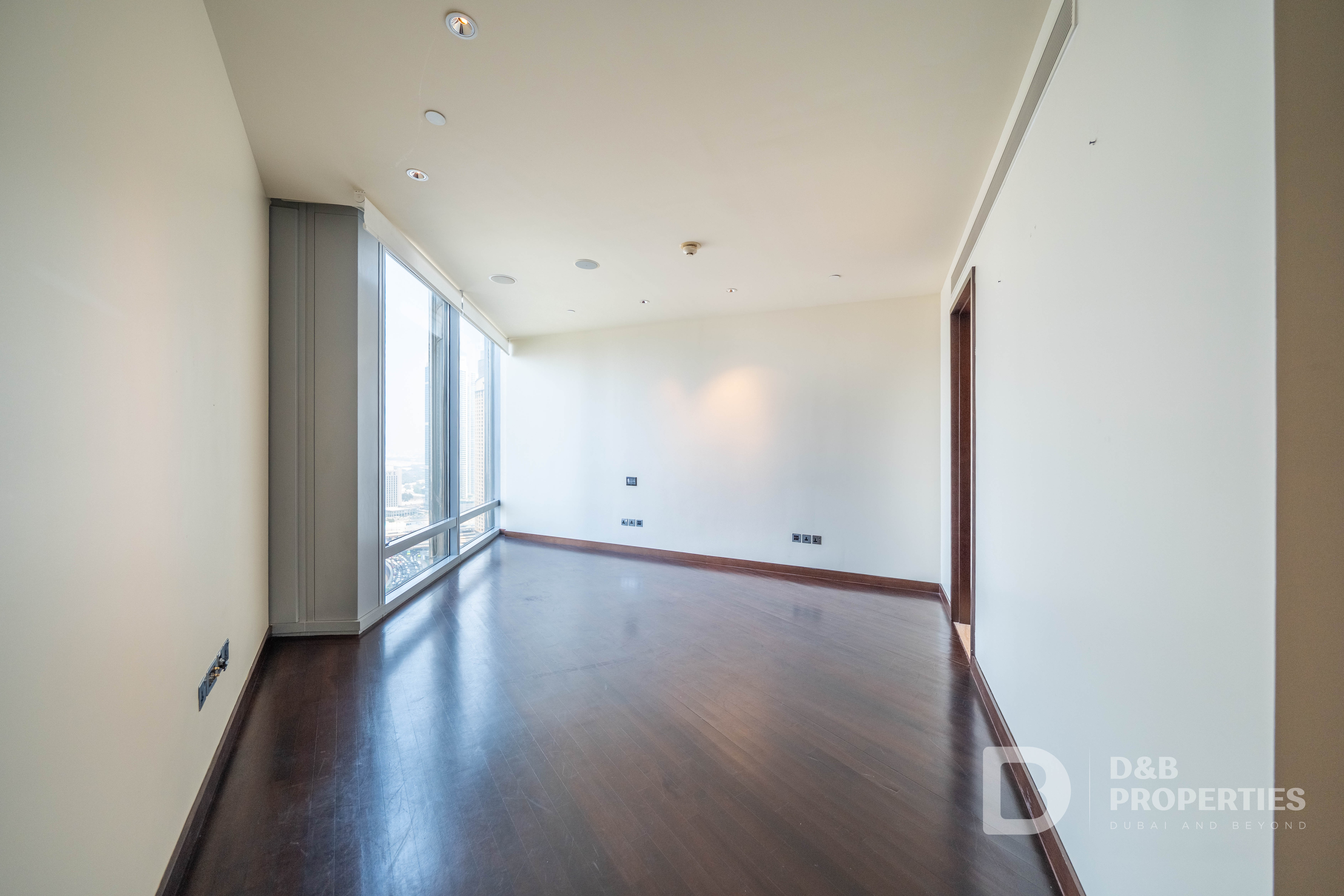 VACANT NOW | STUDY ROOM | SINGLE LIFT