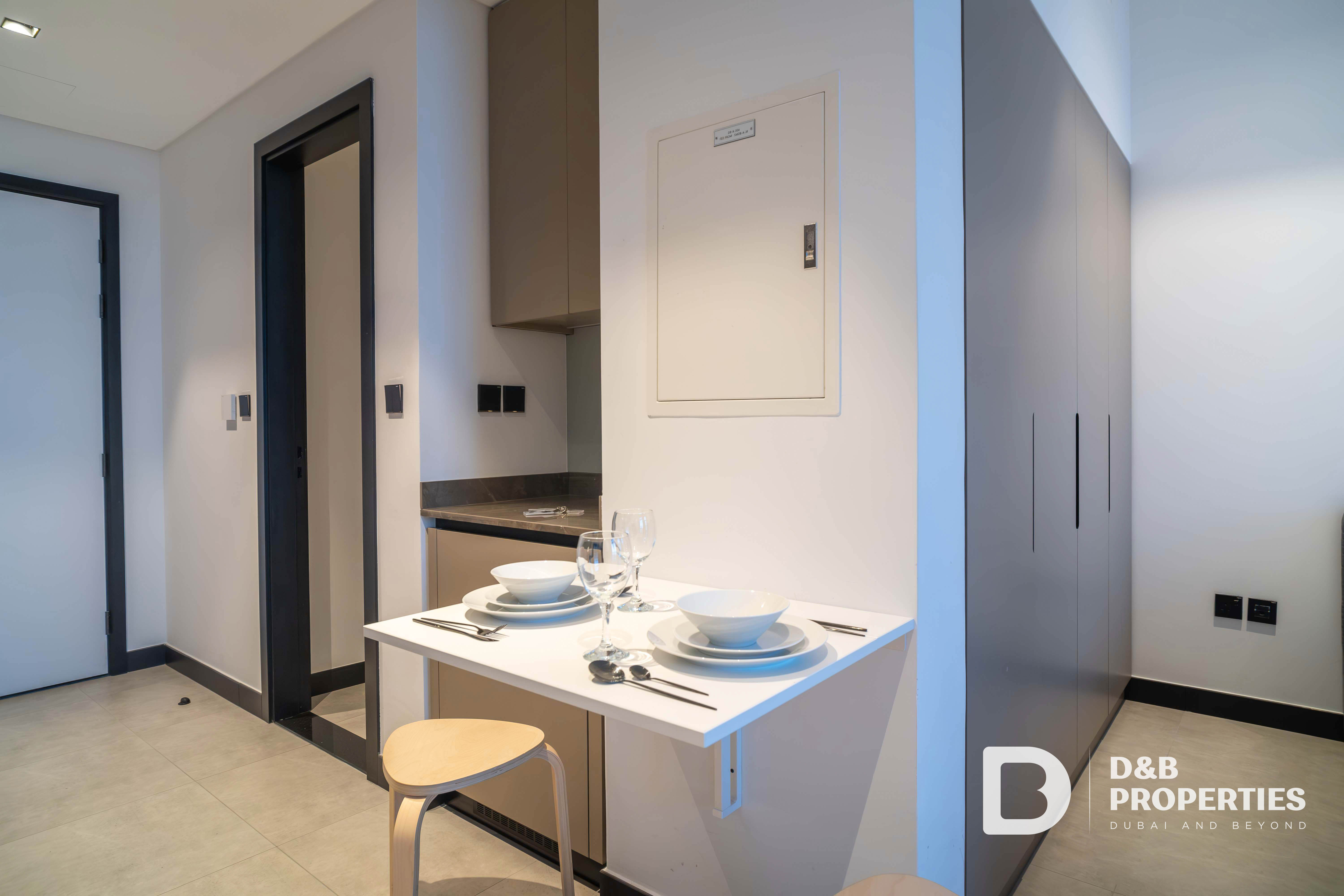 Prime Location | Fully Furnished | Monthly Option