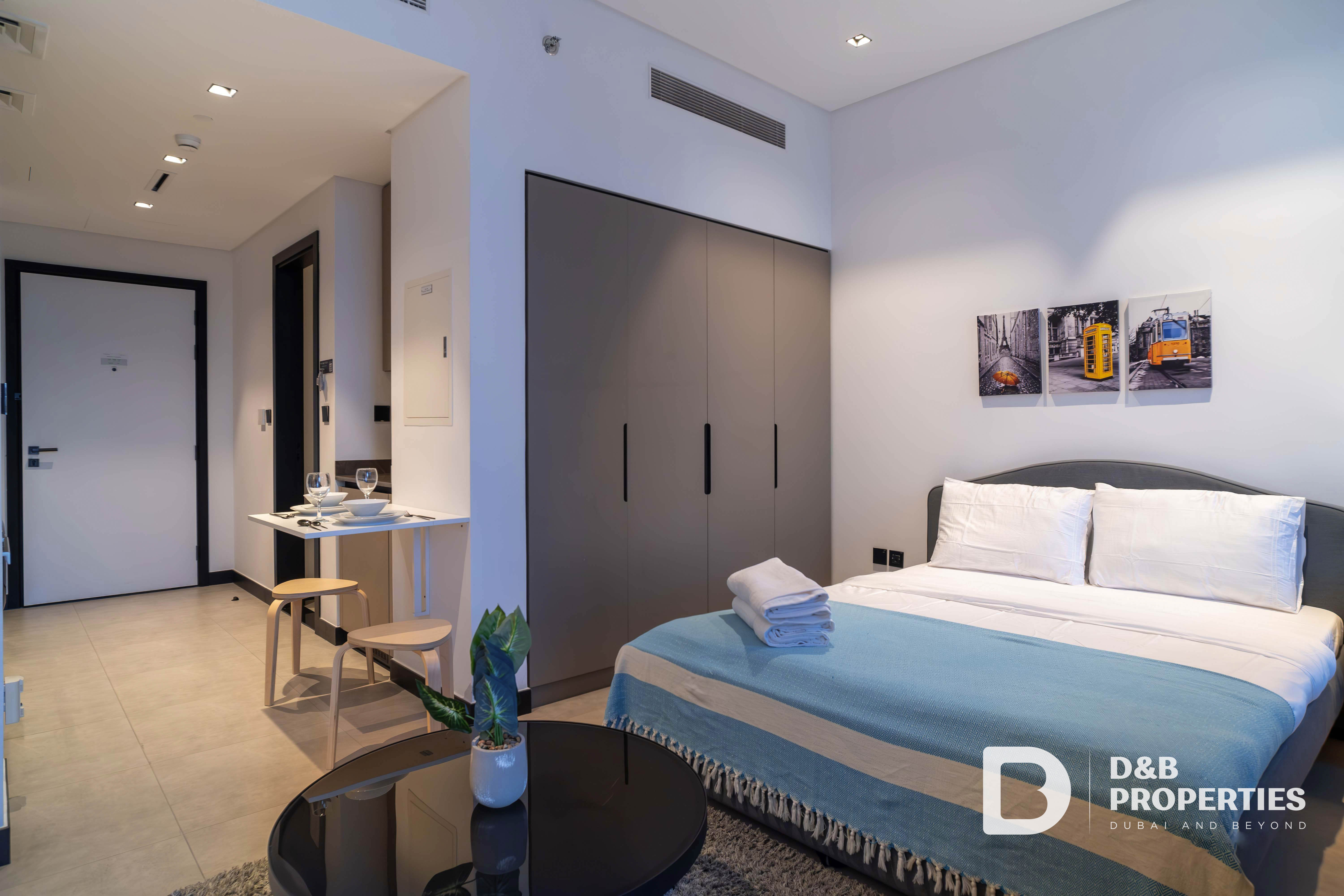 Prime Location | Fully Furnished | Monthly Option