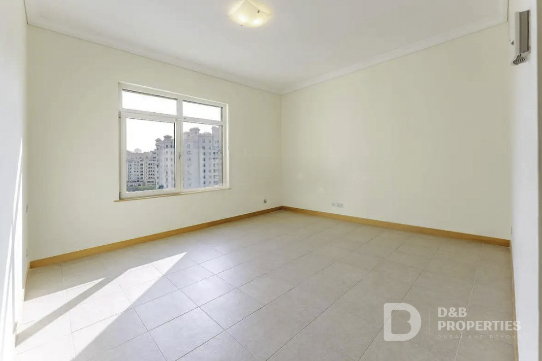 Sea View | Beach Access | Unfurnished