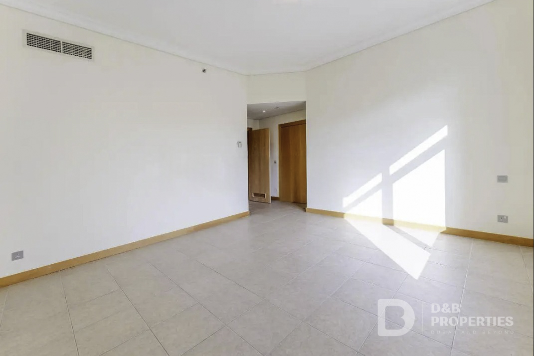 Sea View | Beach Access | Unfurnished