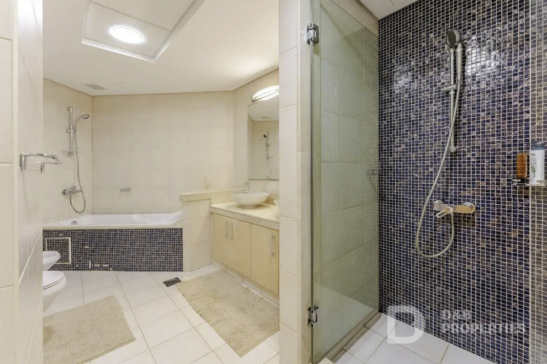 Sea View | Beach Access | Unfurnished