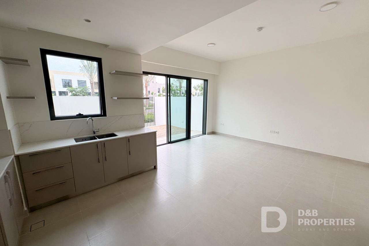 First Tenant | Peaceful Living | Prime Location