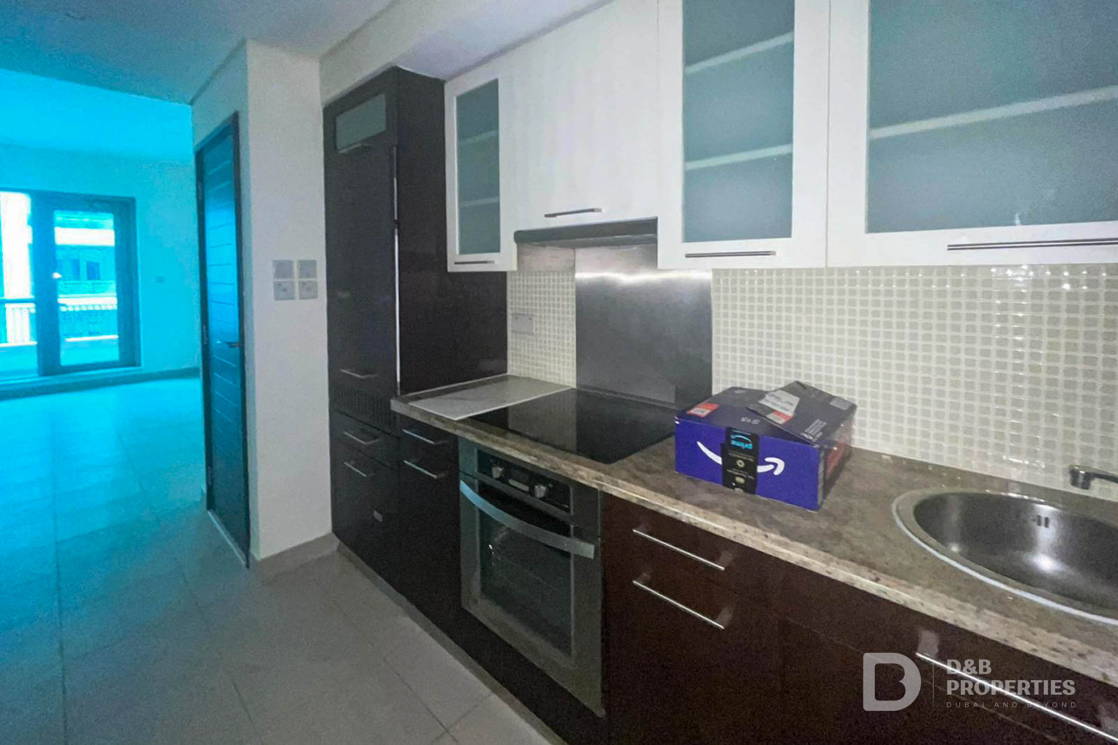 Vacant Now | Unfurnished | 4 Cheques