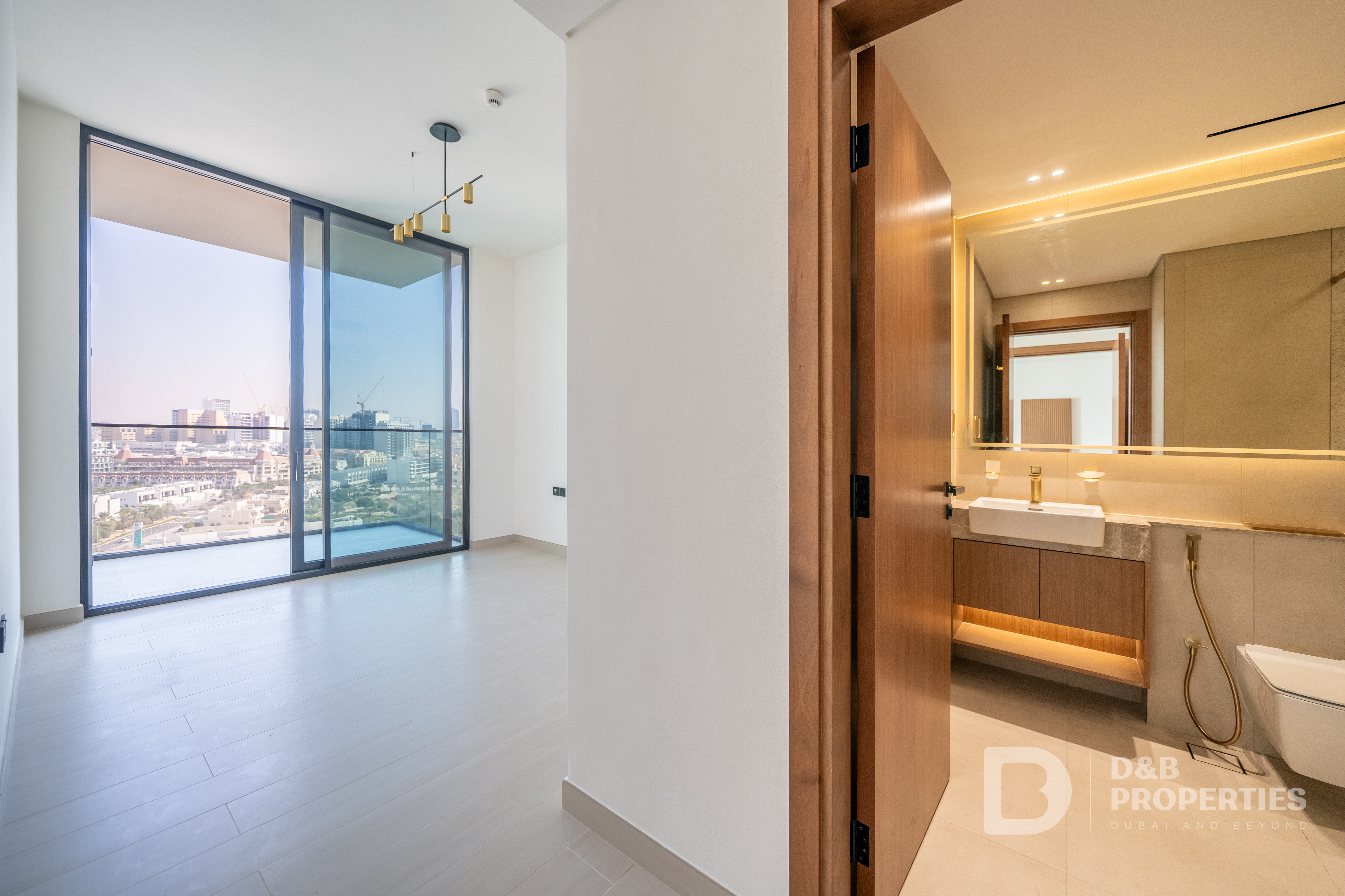 Modern 1 Bedroom Apartment | Smart Home | Vacant