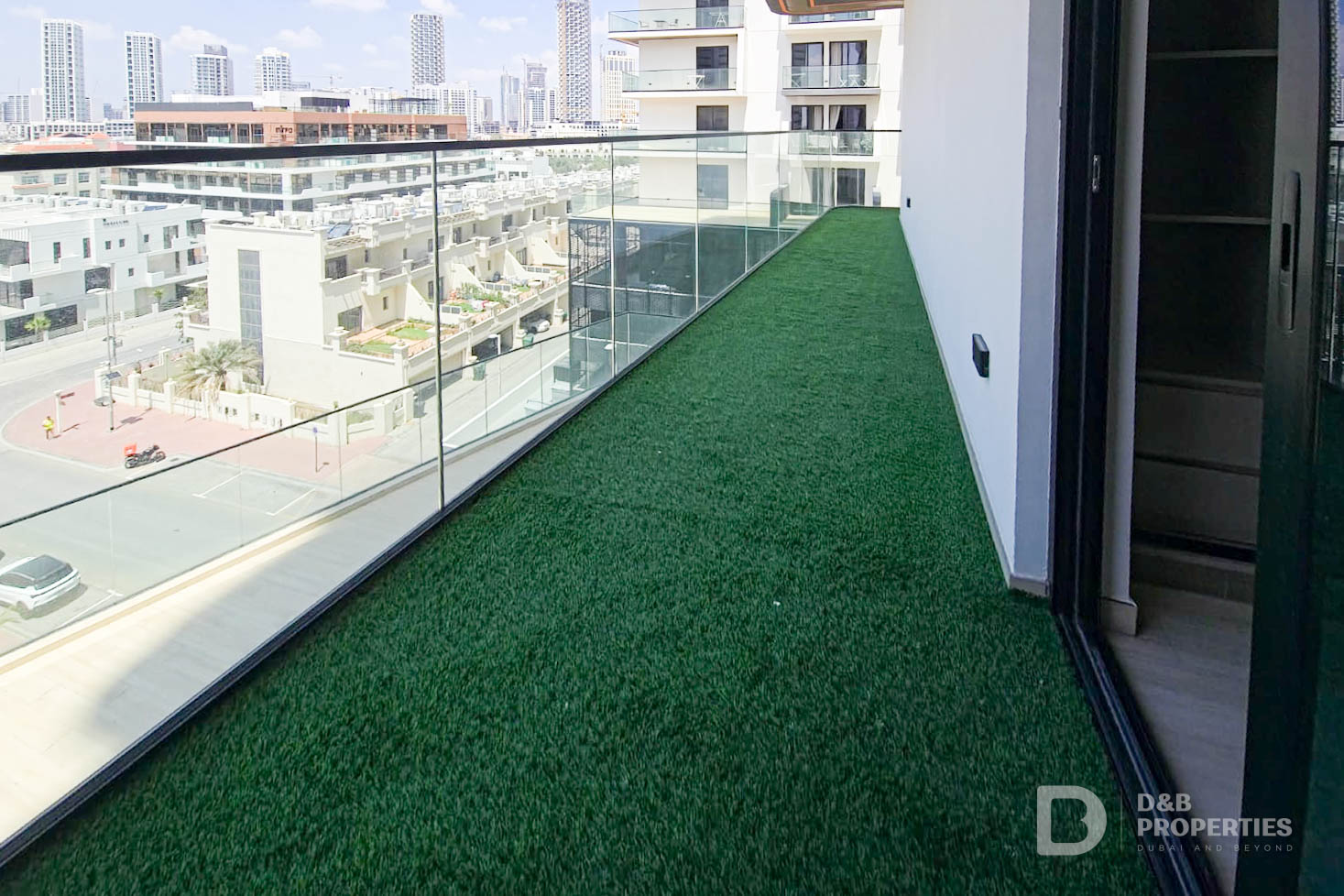 Vacant | L Shaped Balcony | Pool View