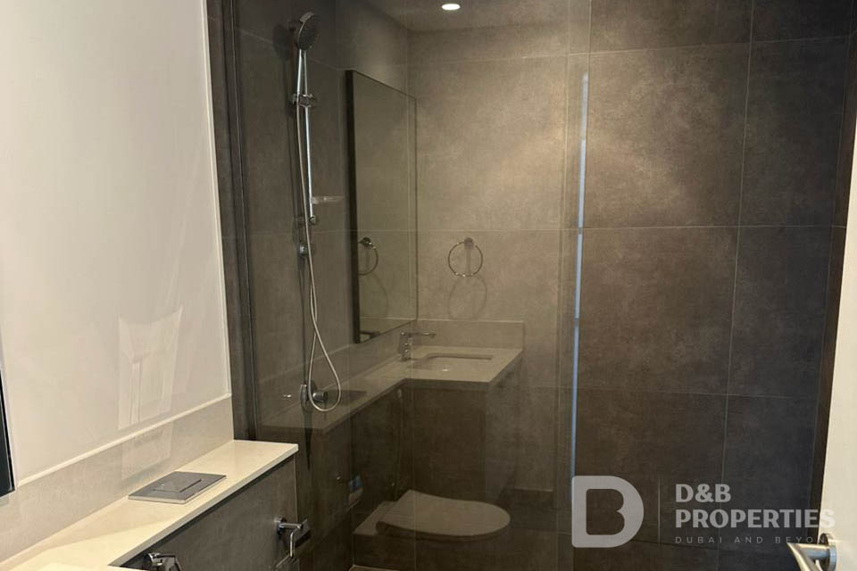 Corner unit | Huge Layout | Best Price