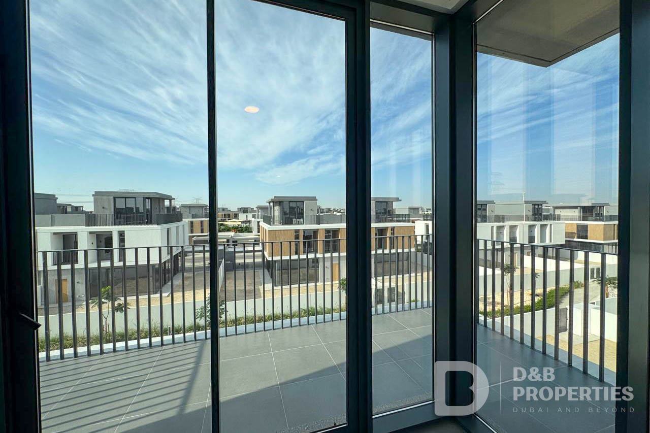 Landscaped Garden | Available Now | Unfurnished