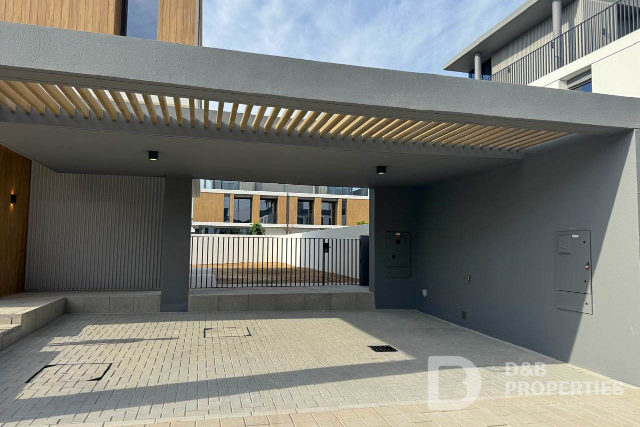 Landscaped Garden | Available Now | Unfurnished