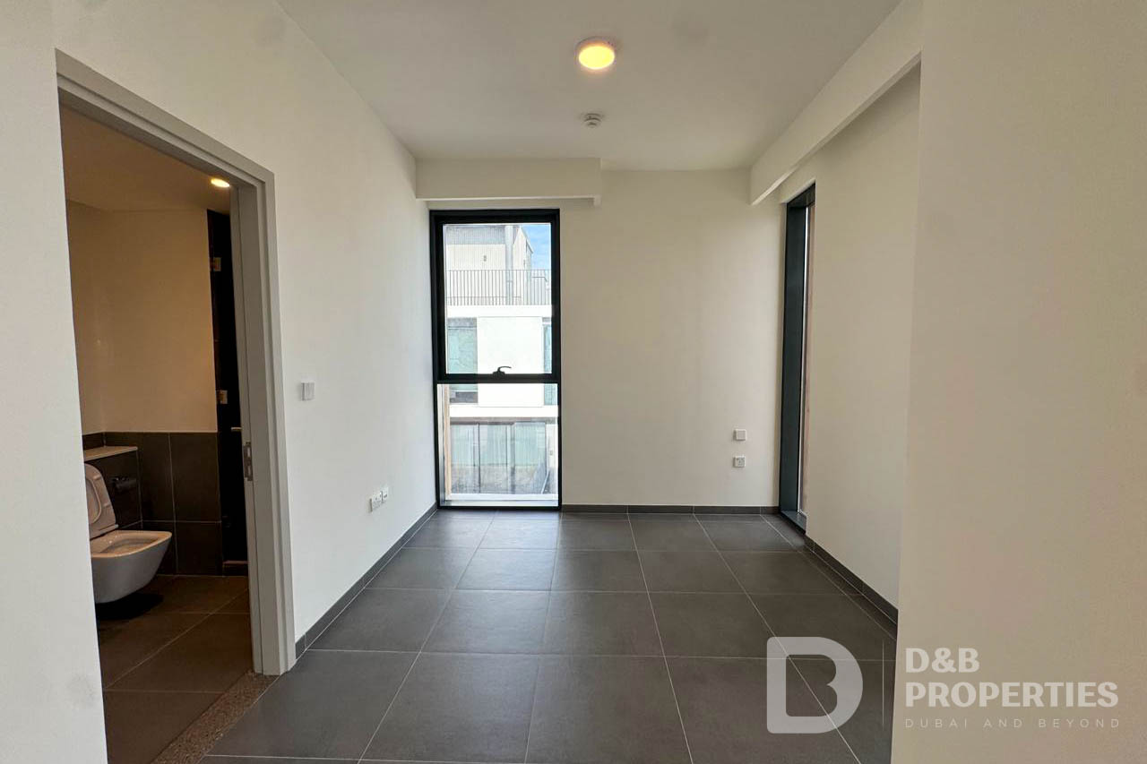 Landscaped Garden | Available Now | Unfurnished