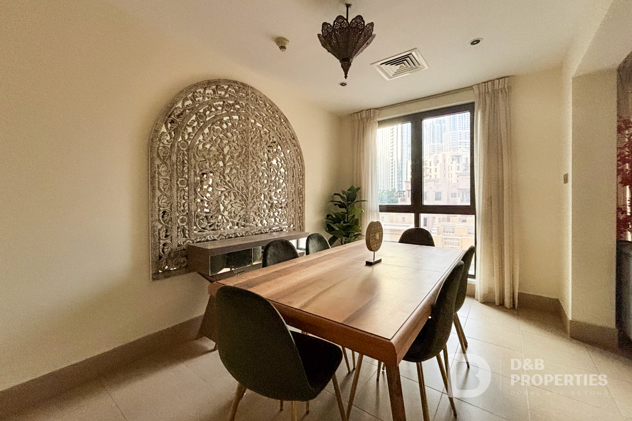 BURJ KHALIFA VIEW | FURNISHED | READY TO MOVE