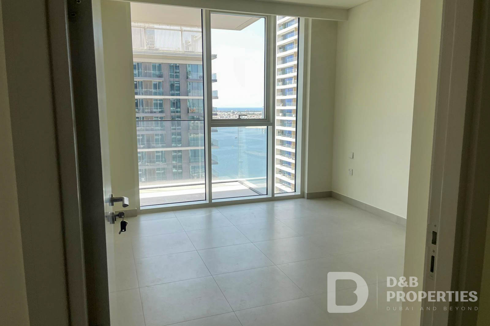 1BR | Unfurnished | Spacious Layout
