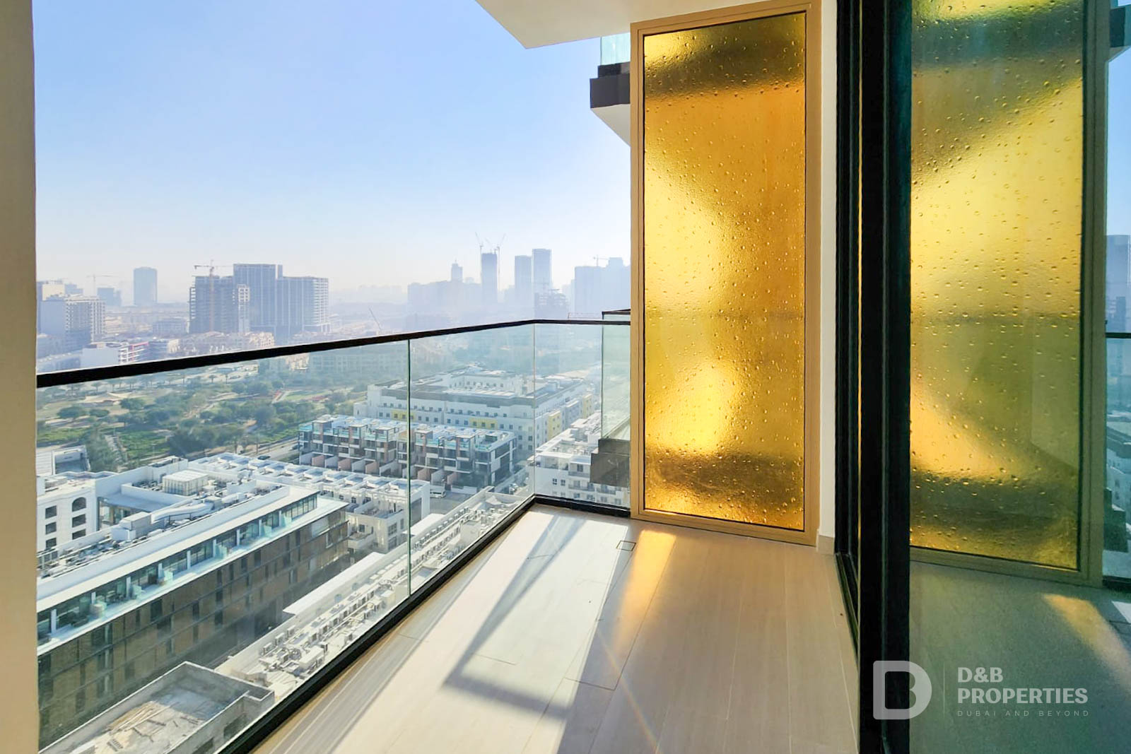 High Floor | Vacant | Bright Interior
