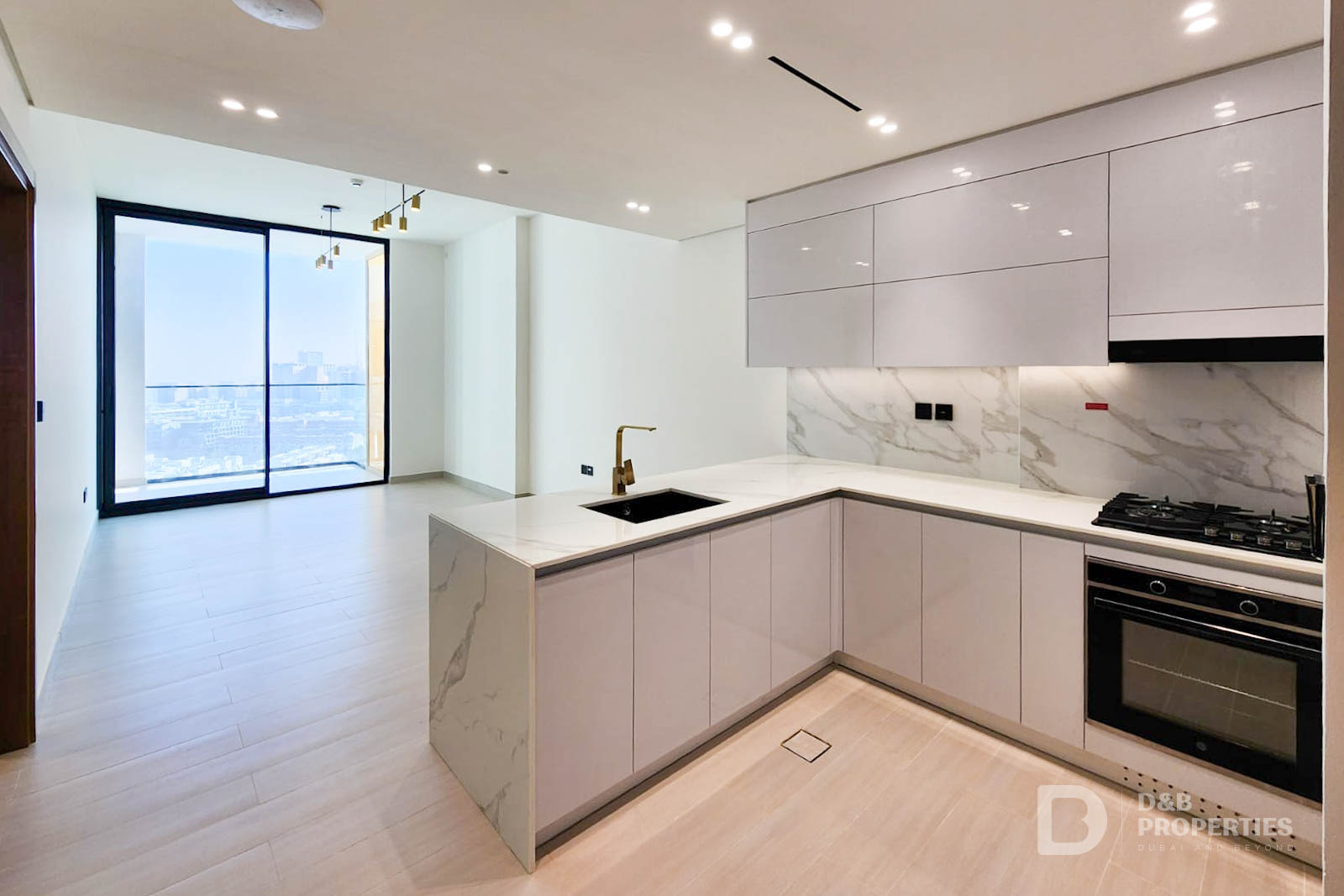High Floor | Vacant | Bright Interior