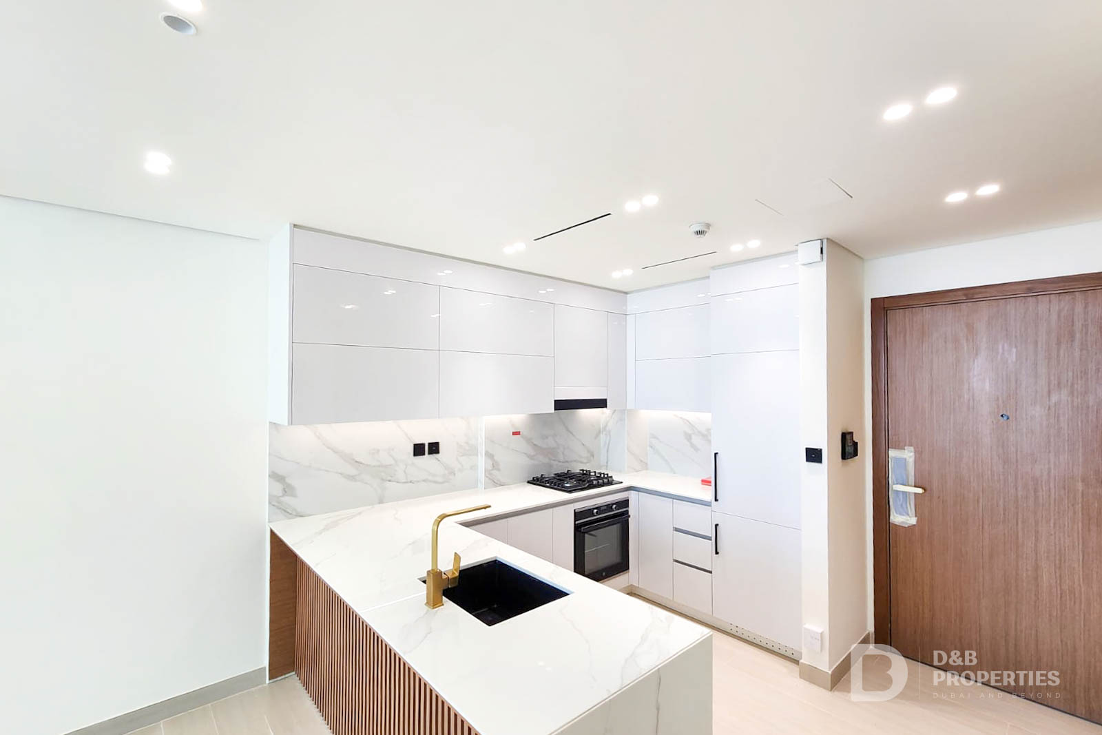 High Floor | Vacant | Bright Interior