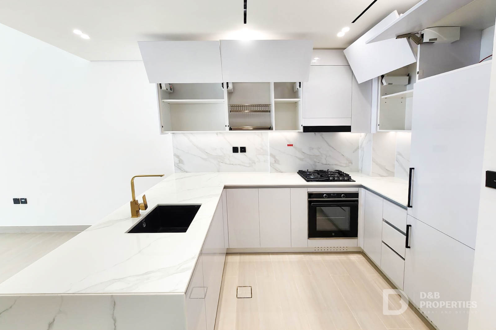 High Floor | Vacant | Bright Interior