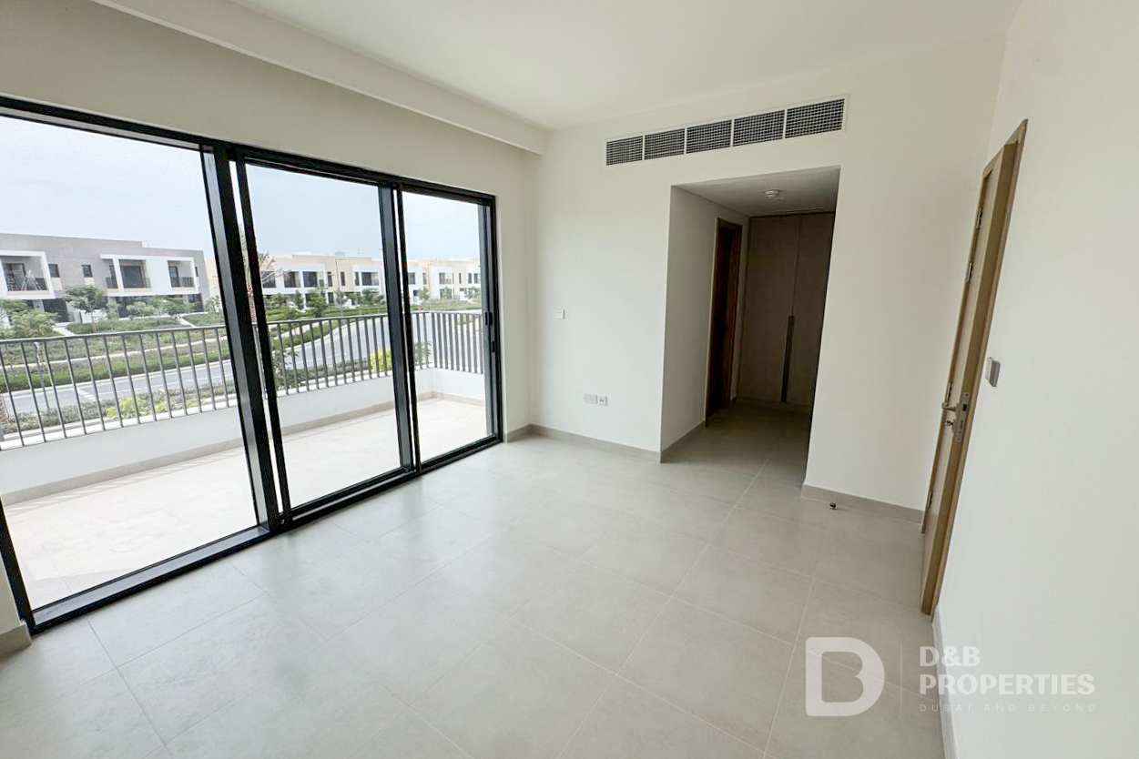 Stunning Family Home | Single Row | Brand New