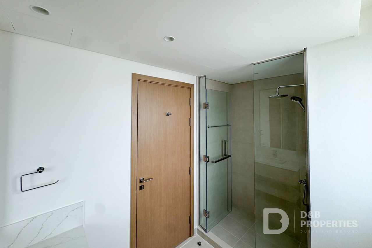 Stunning Family Home | Single Row | Brand New