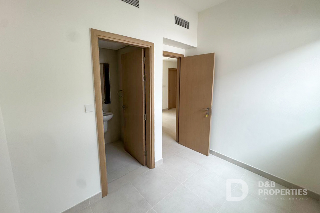 Stunning Family Home | Single Row | Brand New