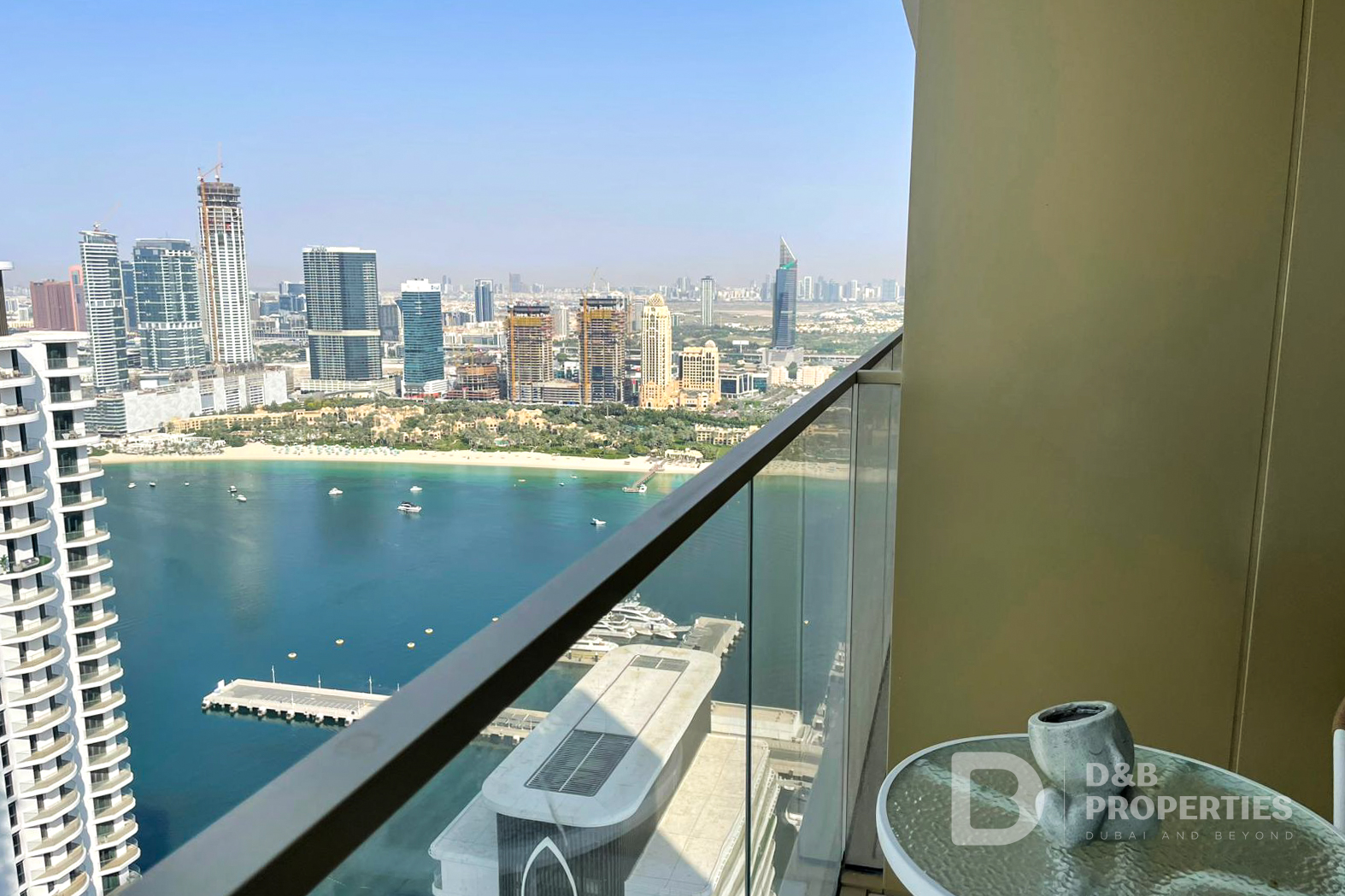 One Bedroom | High Floor | Vacant Now