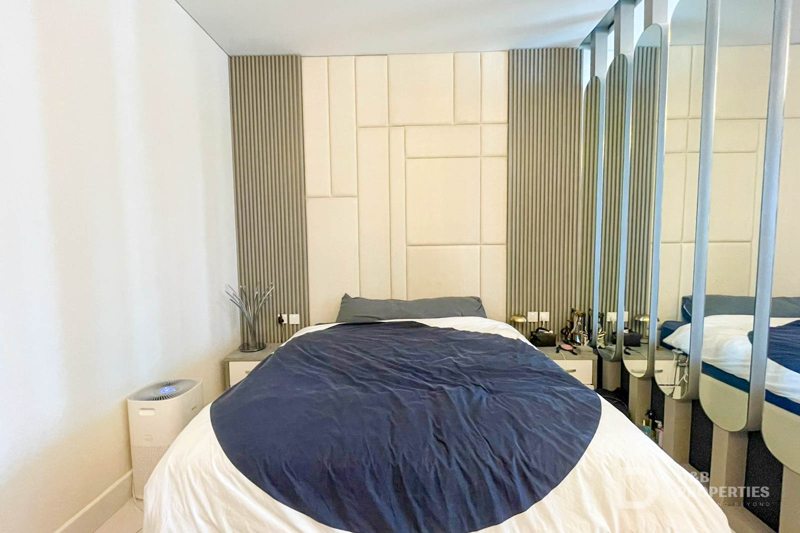 Burj Khalifa View | Vacant | Top class Amenities