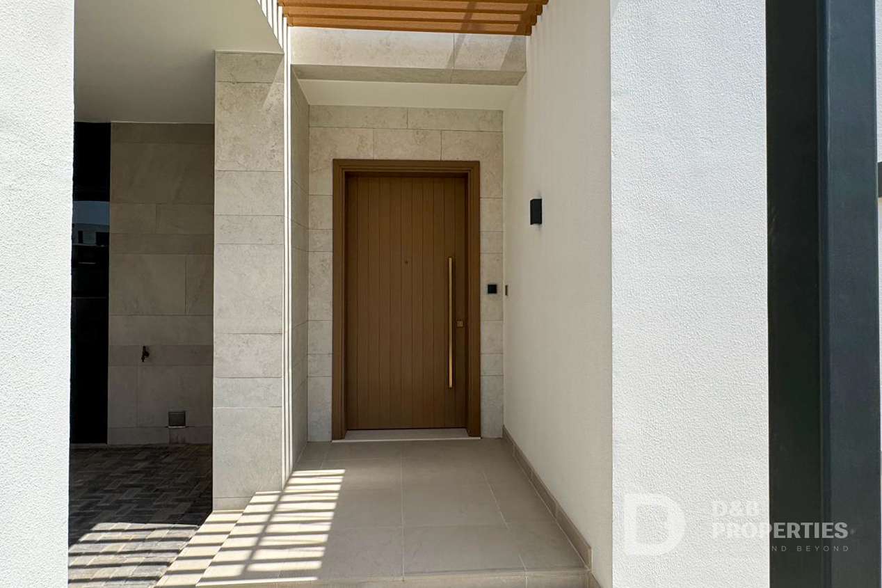 Iconic Elie Saab Villa | High End | Prime Location