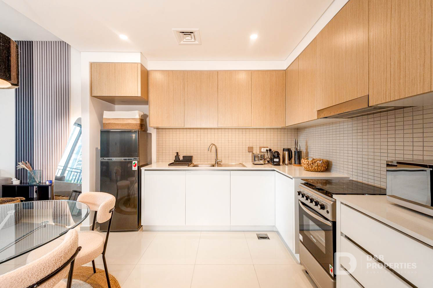 Spacious Unit | Premium Furnished | Park View