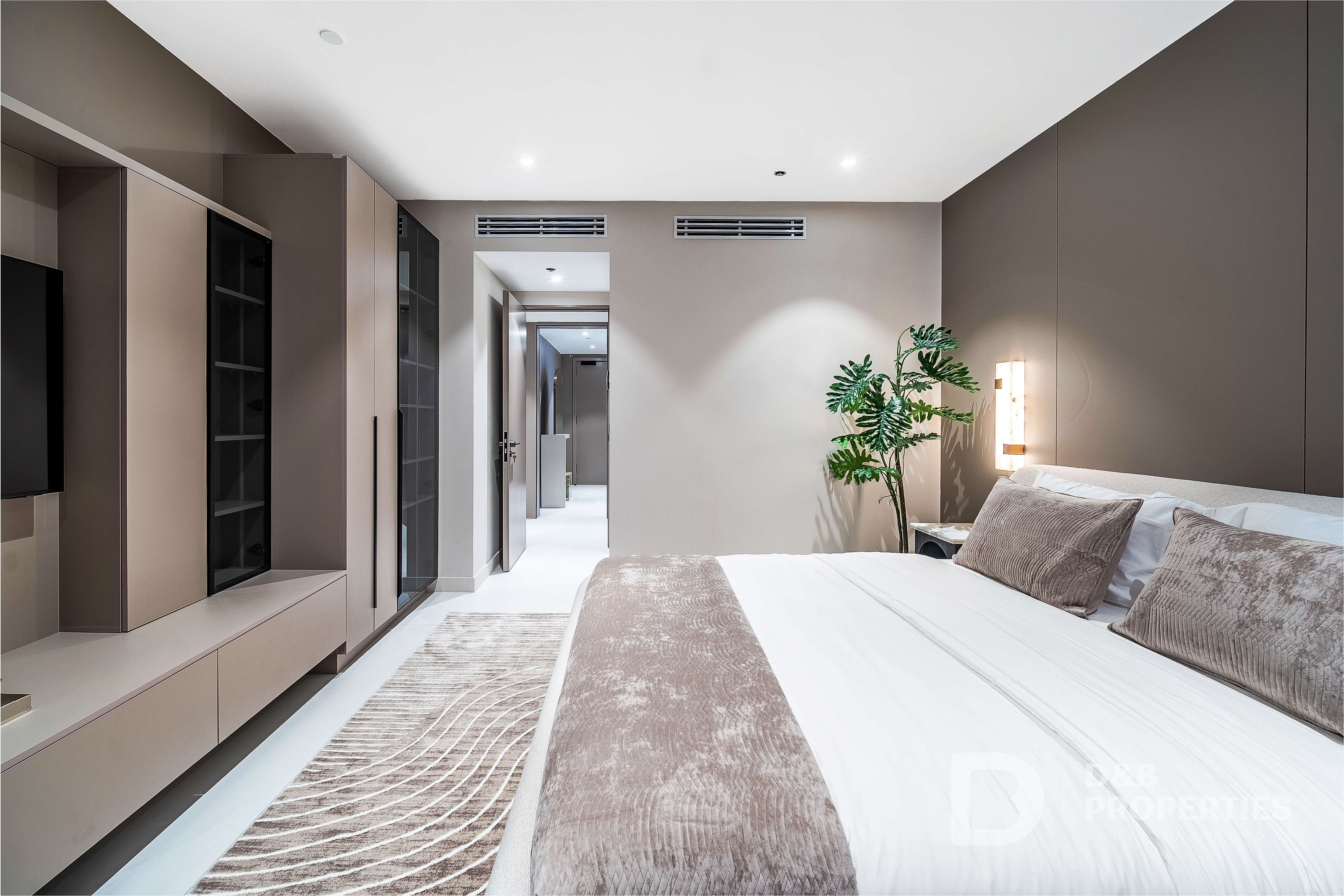 4 BHK Combined Unit | Vacant | Penthouse